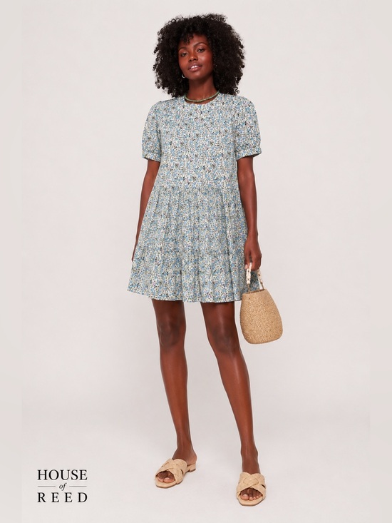 Tuckernuck Dresses & Skirts - Tuckernuck Hyacinth House Quinn Dress Blue Floral Tiered NWT Coastal Preppy